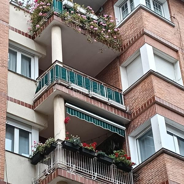 Foto 246b39f2-9803-4d69-8bf2-5d7657295992. Piso centro con terraza en Rontegui-Pormetxeta Barakaldo