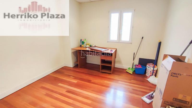 Foto 61d75898-7db9-4b7e-9be2-9b2bfe8ff386. Location bureau dans Rontegui-Pormetxeta Barakaldo