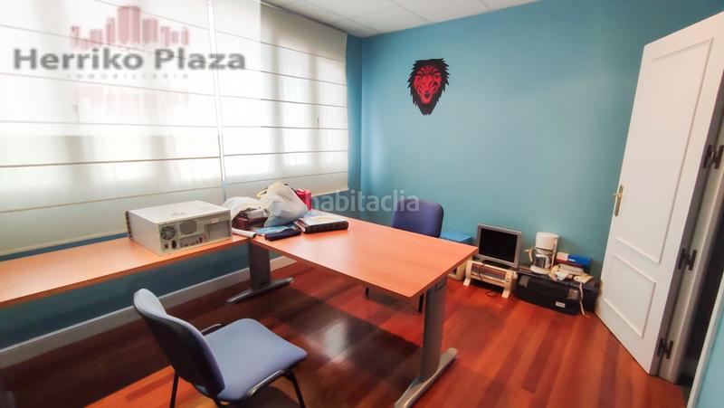 Foto cd2ccc9e-d504-40a6-9dcd-34e6f3e6ff6e. Miete büro in Rontegui-Pormetxeta Barakaldo