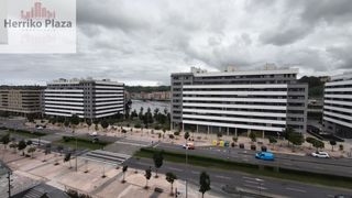 Flat in Lasesarre. Venta en urban