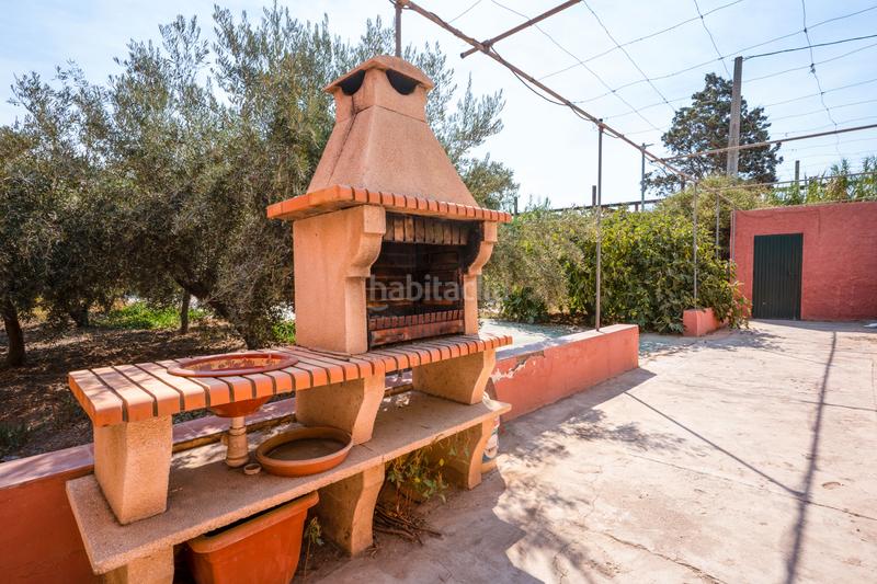 Foto 095ed8df-2dc0-4a28-be43-09b530f66768. Casa parcela en muy buenas condiciones y cerca de todo en Viator