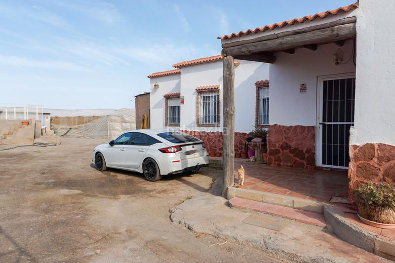 Foto b32a044a-3c2b-43a3-b532-99d717fa5716. Mas avec piscine dans La Cañada de San Urbano Almería