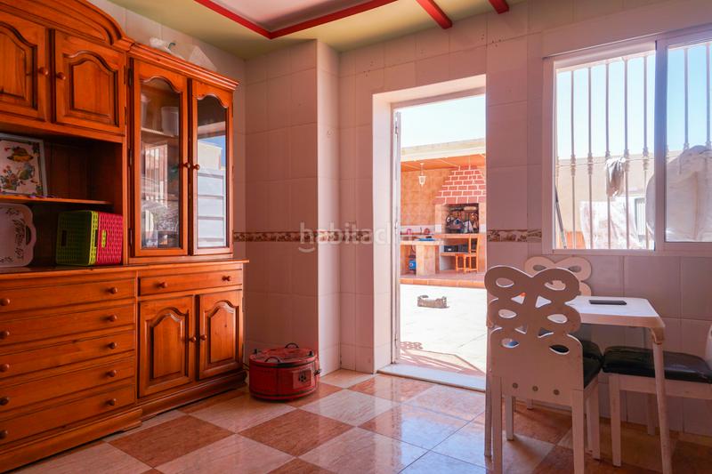 Foto 3f5da2b3-4f8a-48b6-a5fe-3c9aad2bf60f. Casa amb aparcament a Pechina