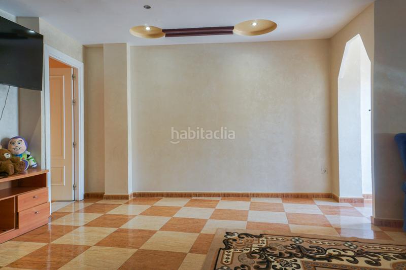 Foto 5fc2df66-d211-45bc-8216-09a3d1f89657. Casa amb aparcament a Pechina