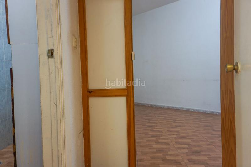 Foto 0905711d-8a46-43a0-a611-02bd722ff914. Lloguer local comercial a La Cañada de San Urbano Almería