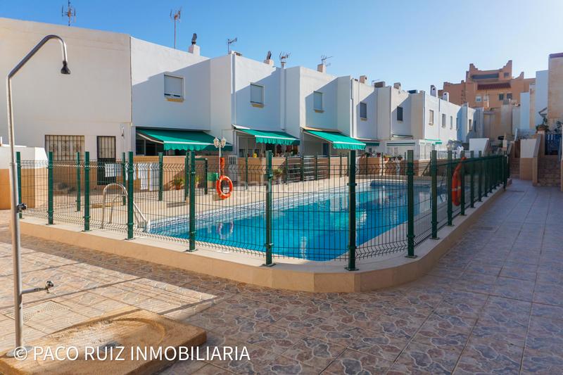 Foto 2fa35688-299c-4b99-8cd5-67447bd5c82b. Casa adosada duplex en Retamar en Retamar Almería