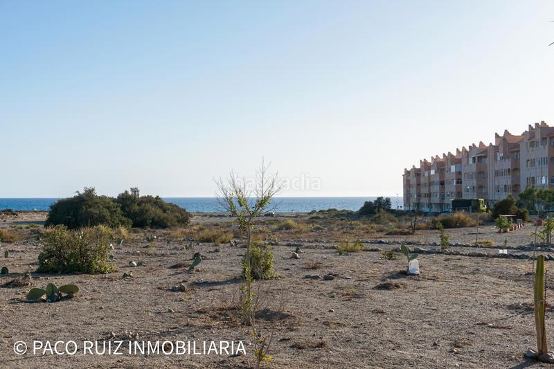 Foto ec3db644-f660-4520-8d06-44878c21ea96. Casa adosada duplex en Retamar en Retamar Almería