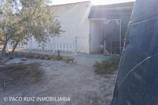 Masia a Pechina. Cortijo con terreno en pechina