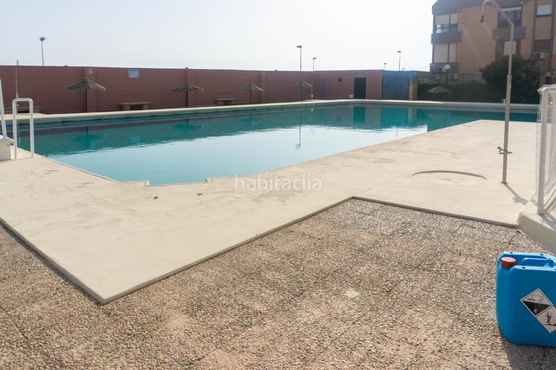 Foto 4acdf997-de9b-444a-ba9a-6dc9dd2997d4. Estudi amb piscina a Retamar Almería