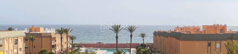 Foto 91e2114f-f16e-4838-98f0-c18b66d65742. Estudi amb piscina a Retamar Almería