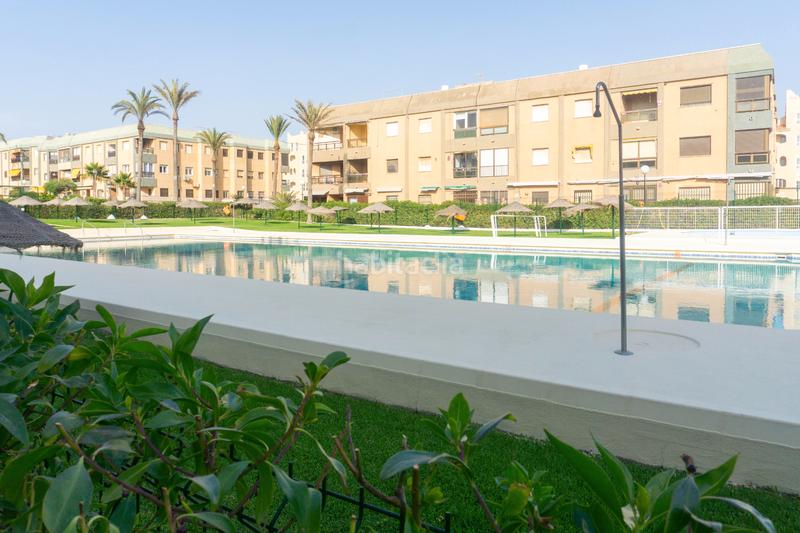Foto ccffa6fc-dbf3-4baa-8007-a81a93628133. Estudi amb piscina a Retamar Almería