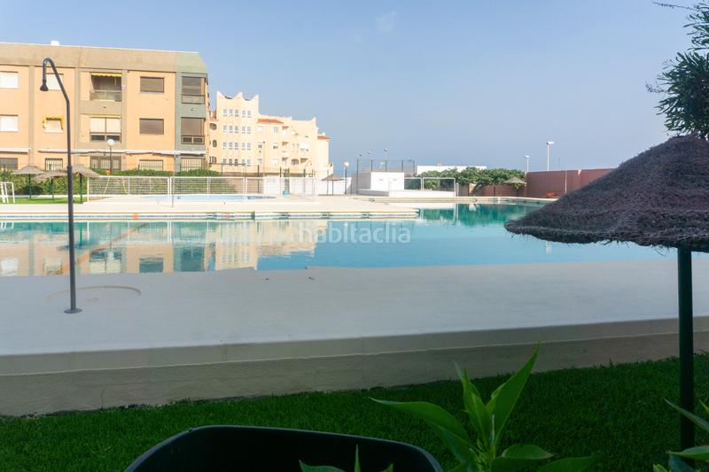 Foto eee85bed-a070-4a04-badd-866aaed1001f. Estudi amb piscina a Retamar Almería