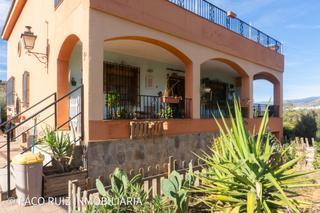 Xalet  Carretera. Chalet en fondon