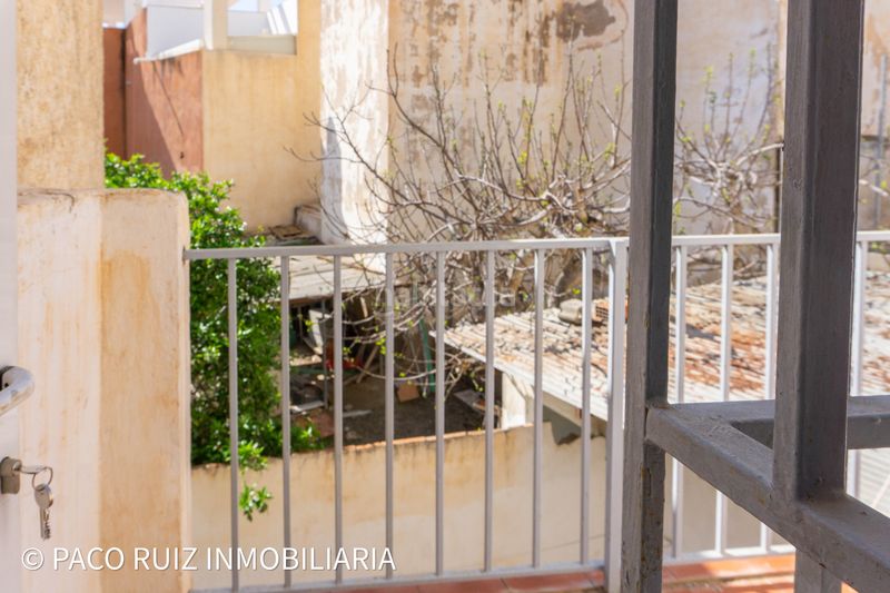 Foto fd68dbe2-b4a8-4893-8a21-fa41bae764cc. Casa adossada a La Cañada de San Urbano Almería