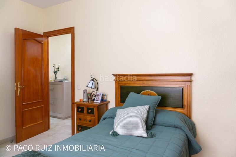 Foto e2855900-ae33-4ee1-8f08-ff412be2bcd1. Flat in calle general luque 41 in Centro Almería