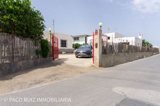 Country house in La Cañada de San Urbano