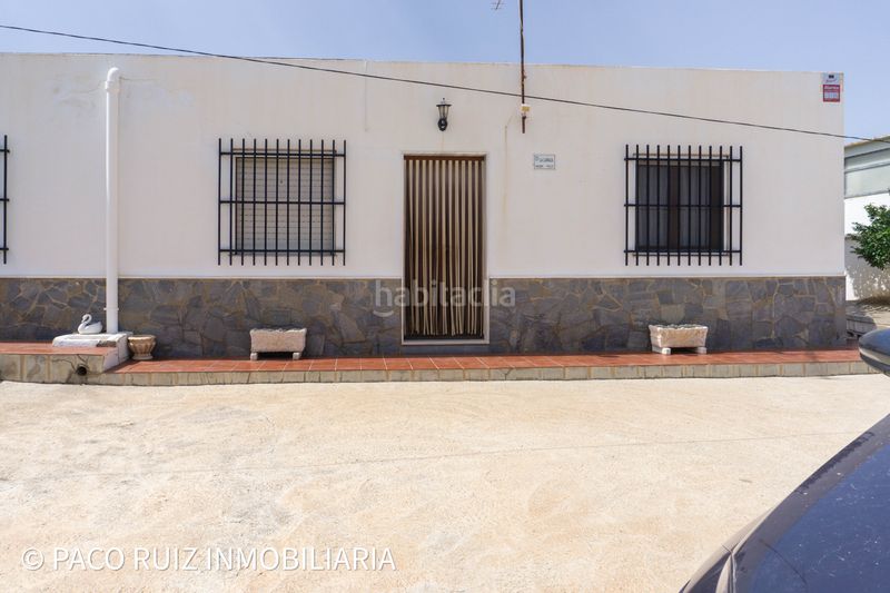 Foto a28629bf-fc83-4c7d-a23a-64e1ef58f41e. Masia amb aparcament a La Cañada de San Urbano Almería