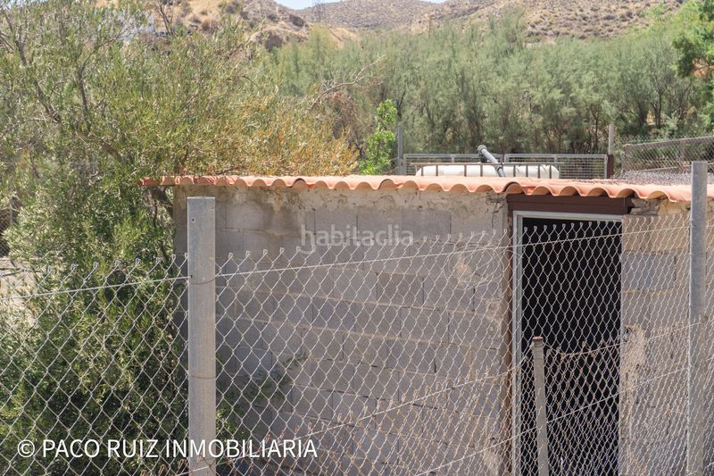 Foto 113241f1-a8bb-41f3-8e86-8a0fe14154d9. Finca rústica en Santa Fe de Mondújar