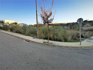 Terreny residencial a Altos de la Zubia. Parcela