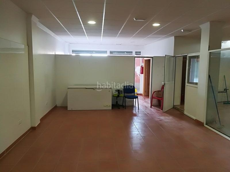 Foto e38b2e0b-6fb6-4df6-9260-73b389ce2f4c. Local comercial a Barrio de la Vega Monachil