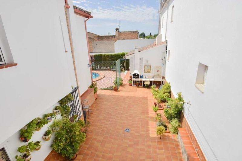 Foto ceadb938-d37c-4432-81bd-a0379f853cb0. Chalet  y nave en Fuente Vaqueros