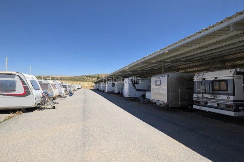 Foto a920f799-c526-4458-a583-15965c6ad5f2. Parking coche parking de caravanas en Malahá (La)