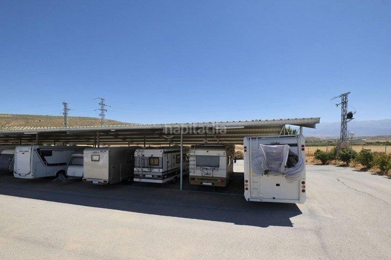 Foto cb55e661-7294-4cb8-878d-64cd9a1319a1. Parking coche parking de caravanas en Malahá (La)