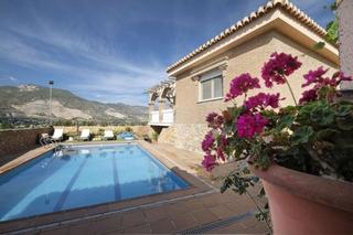 Chalet en Padul. Chalet individual