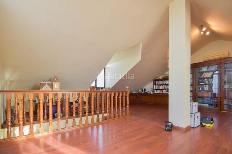 Foto 5f713996-57b8-4076-a56e-a42804460d0e. Chalet  independiente en Maracena