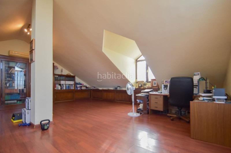 Foto 7b712718-4641-4d80-bf78-9871aabb64e4. Chalet  independiente en Maracena