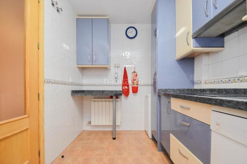 Foto a75d8e7c-ca6e-4f38-9c64-ef0fe9f7267b. Maison jumelée avec chauffage parking dans Polideportivo Alhendín