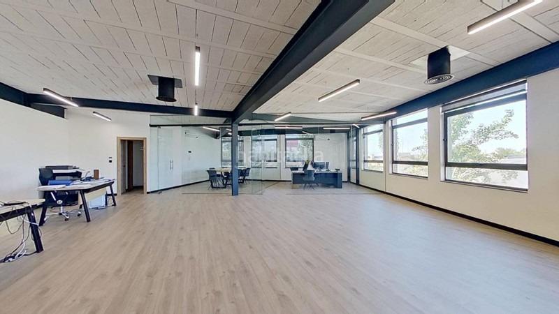 Foto 0e556456-f97f-4b8e-84e9-5a0e9efa66d7. Bâtiment à usage industriel dans Peligros