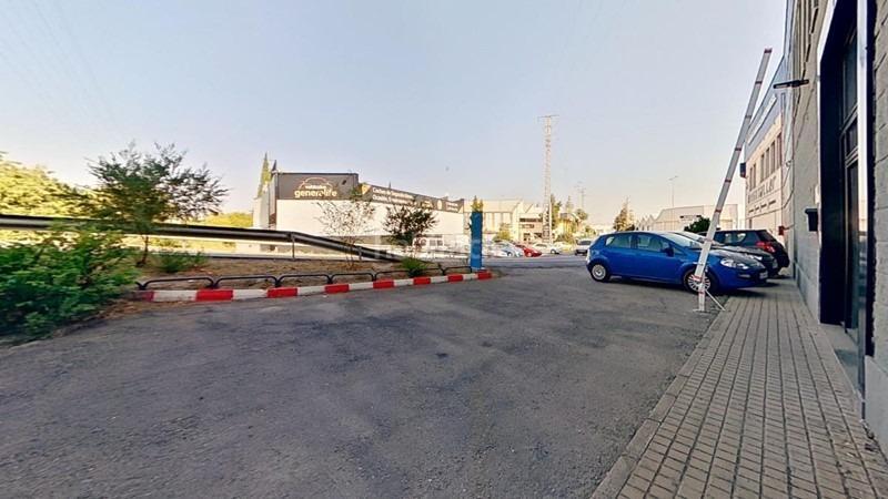 Foto 2696ca21-79fc-47fa-a2e5-4826c57b9f13. Bâtiment à usage industriel dans Peligros