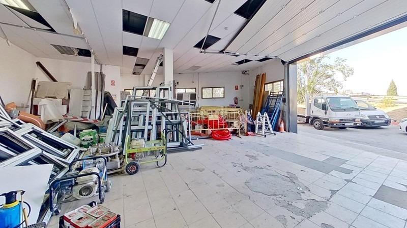 Foto 2a5540a3-e1cd-4f71-aa21-62c59d482131. Bâtiment à usage industriel dans Peligros