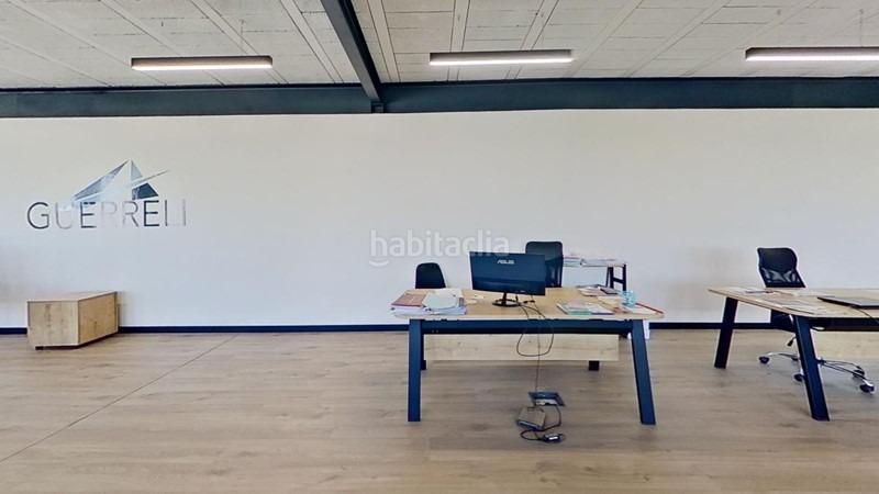 Foto ced92165-66e4-49ba-b9dc-7fd71025a463. Bâtiment à usage industriel dans Peligros