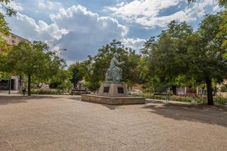 Locale commerciale in Barrio de Zaidín