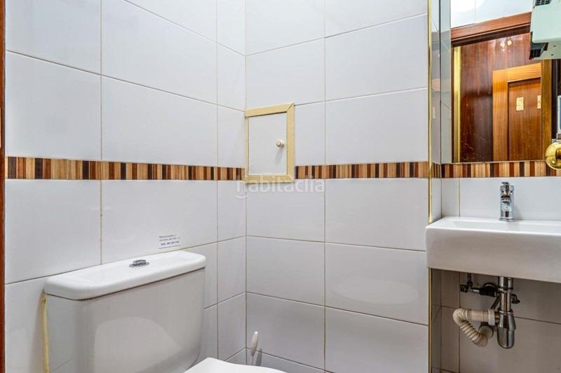 Foto 5104188c-ba94-4567-93e6-cf8f17b1b997. Locale commerciale in Barrio de Zaidín Granada