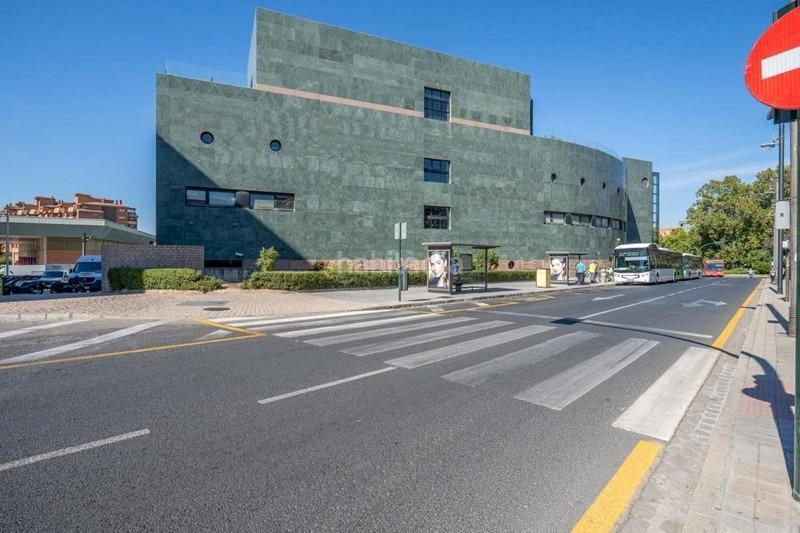 Foto afe73618-f4c9-4ada-9b2f-b050fc960991. Locale commerciale in Barrio de Zaidín Granada