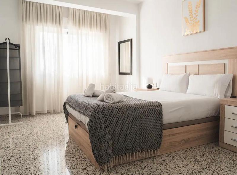 Foto 8a013456-26c7-4417-8a7b-42bb8623f577. Etagenwohnung in Plaza de Toros Granada