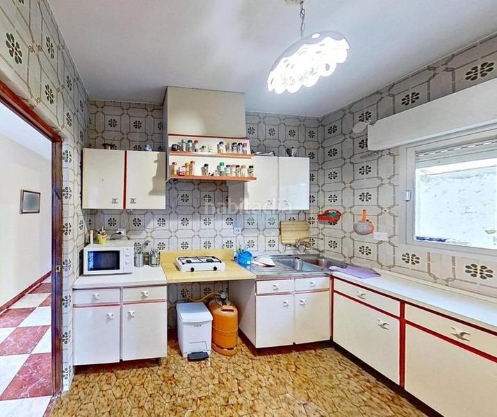 Foto 17268870-ec5d-45e3-8cf1-7604bfa32ace. Casa amb aparcament a Padul