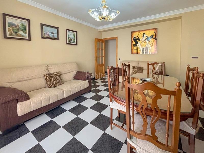 Foto dd58c279-1672-4d1b-81a2-42f977d92269. Casa  unifamiliar en Atarfe