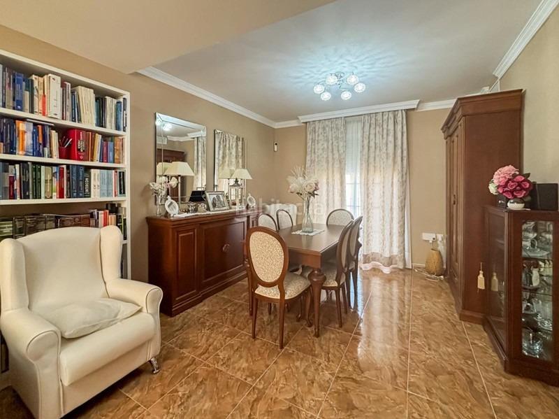 Foto 3973d892-5790-4e87-9f6e-207222f66c71. Chalet con parcheggio piscina in Belicena Vegas del Genil