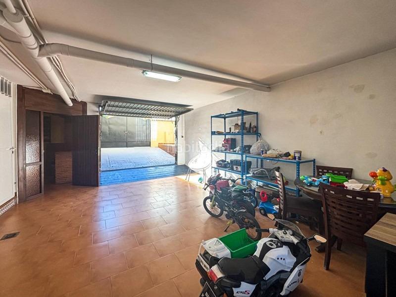 Foto 5ad36631-2df8-4528-a183-d75980e9955d. Chalet con parcheggio piscina in Belicena Vegas del Genil