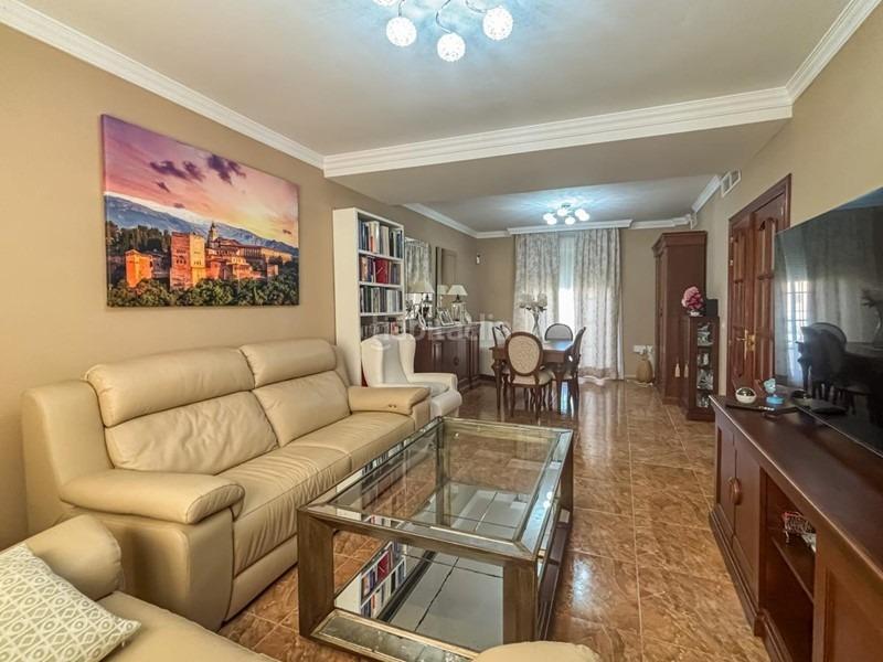 Foto 9d06f314-22c1-4afd-b2f8-99304e7f9b17. Chalet con parcheggio piscina in Belicena Vegas del Genil