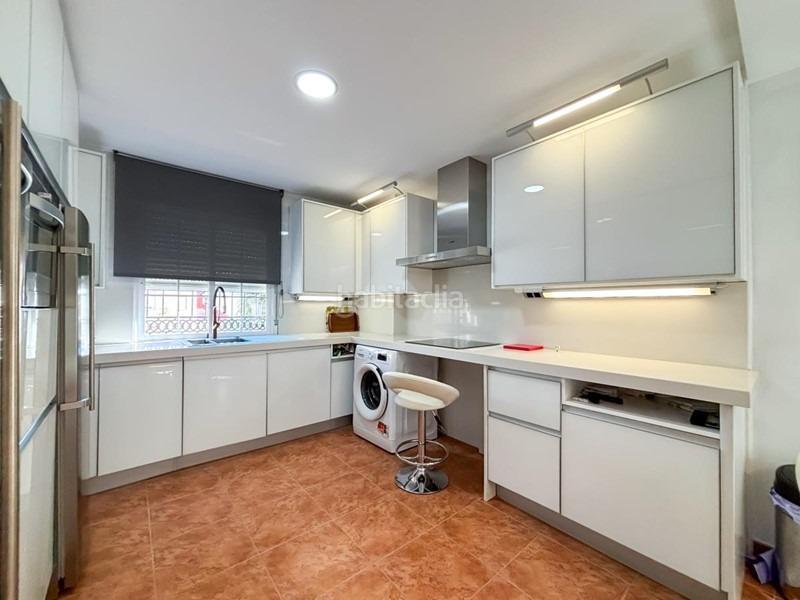 Foto b4890900-0d76-4e3d-bdab-235649a33d3d. Chalet con parcheggio piscina in Belicena Vegas del Genil