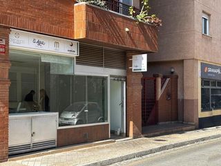 Local Comercial a Castaño - Mirasierra. Local comercial