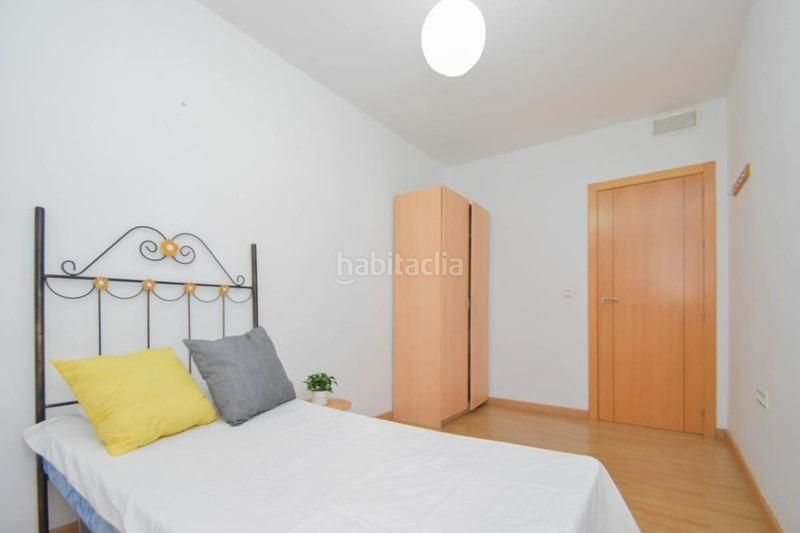 Foto b0c80493-237d-4dd7-9576-2799e718c8db. Pis amb aparcament a Atarfe