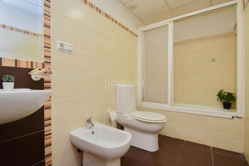 Foto f2152d26-336e-49db-a066-21a7d923e7ce. Pis amb aparcament a Atarfe