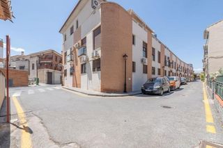 Piso en Ogíjares. Piso