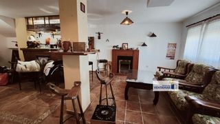 Casa in Taraguilla-Estación. Magnífico adosado en san roque  la estación cádiz